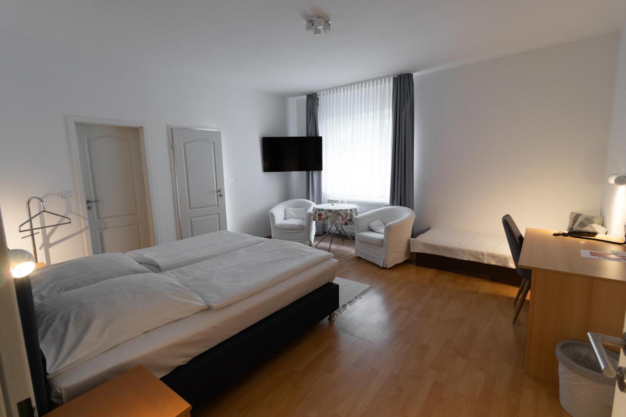 Hotel Eilenriede Hannover Exterior photo
